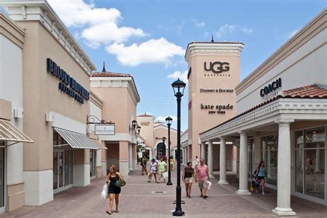 international drive premium outlet orlando.